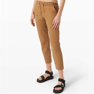 Lululemon On The Fly 7/8 Pant *27" Saddle Brown RARE
